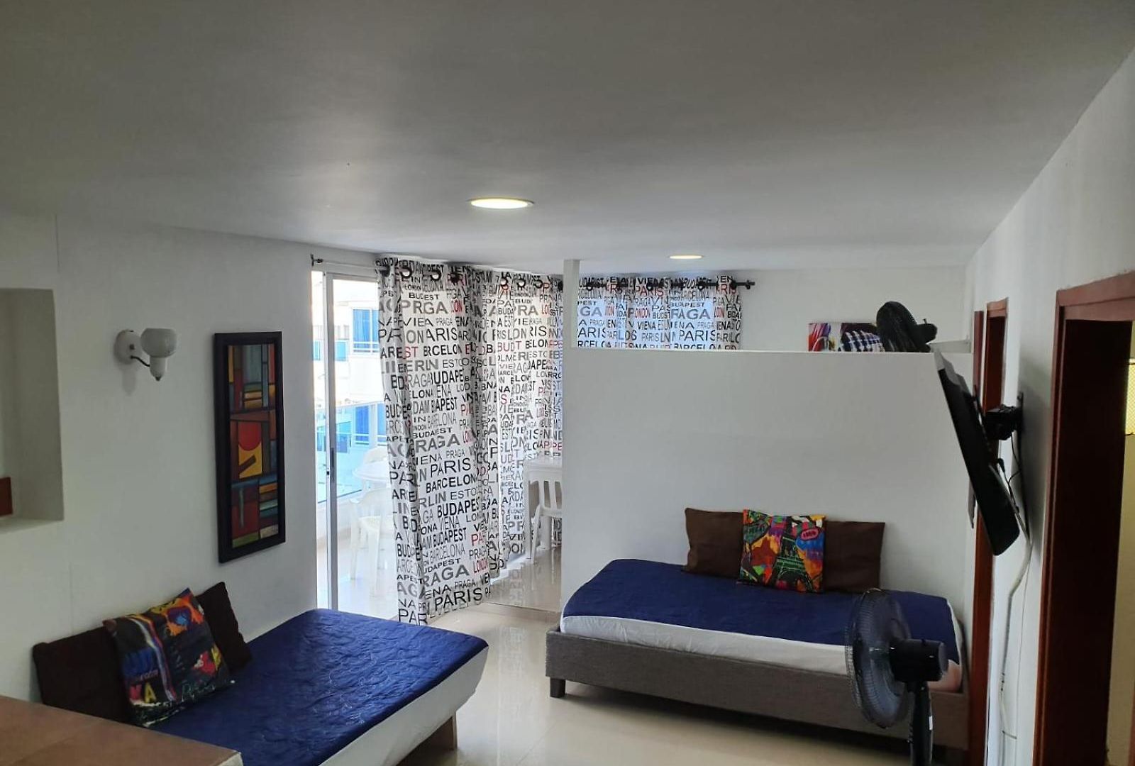 Apartamento Con Balcon P13 *
